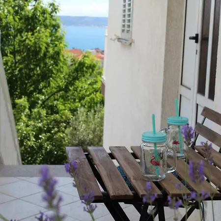 Cvita * Kaštela